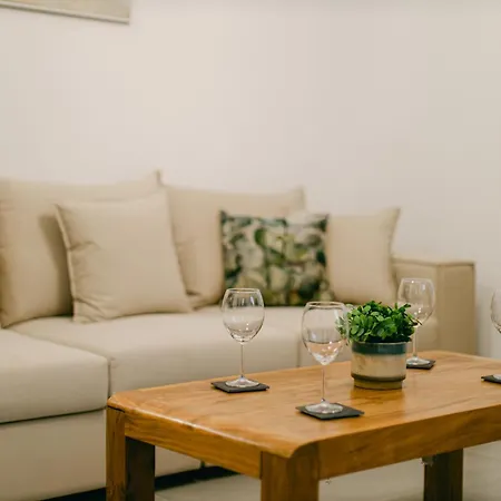 Evgenia's House Ampavris