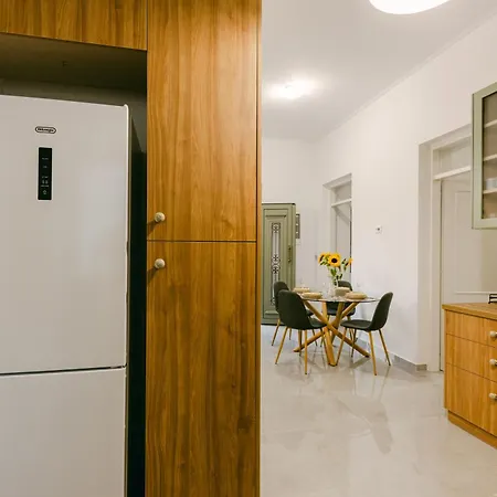 펜션 Evgenia's House Ampavris