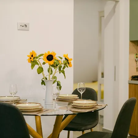 펜션 Evgenia's House Ampavris